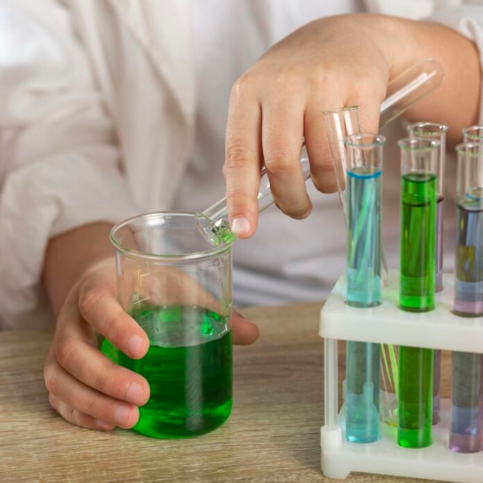 close-up-experiment-tube-tests